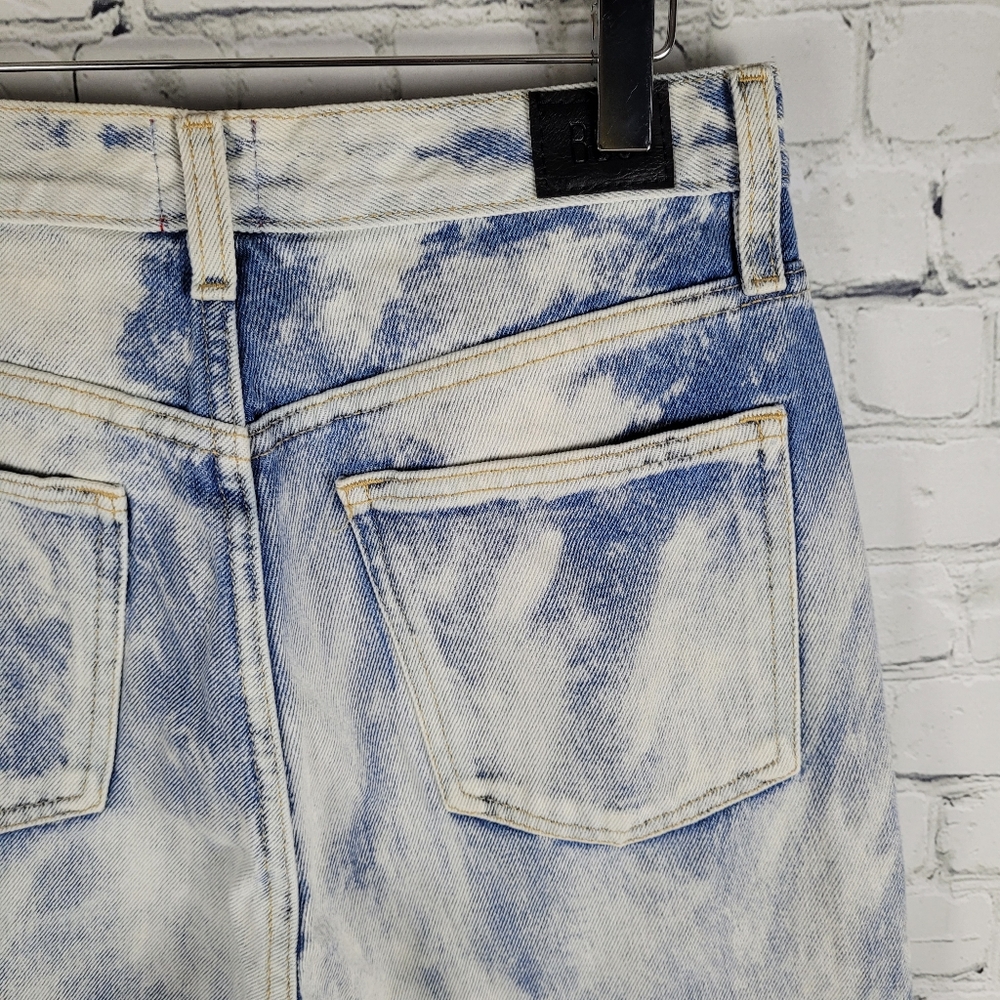 BDG | slim straight high rise bleach wash jeans
